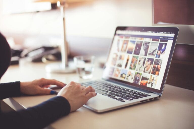 Internet mobilny – zalety i przewaga nad internetem światłowodowym