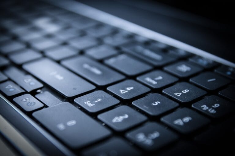 Testowanie aplikacji webowych – narzędzia i strategie, które musisz znać