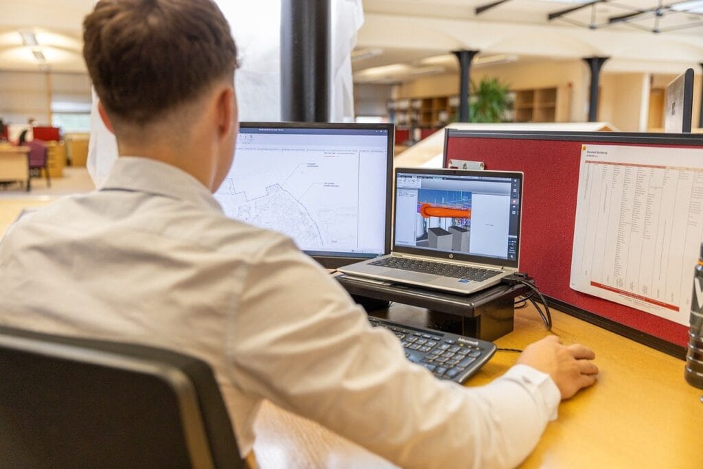 MacOS vs. Windows – który ekosystem sprawdzi się lepiej w pracy kreatywnej?