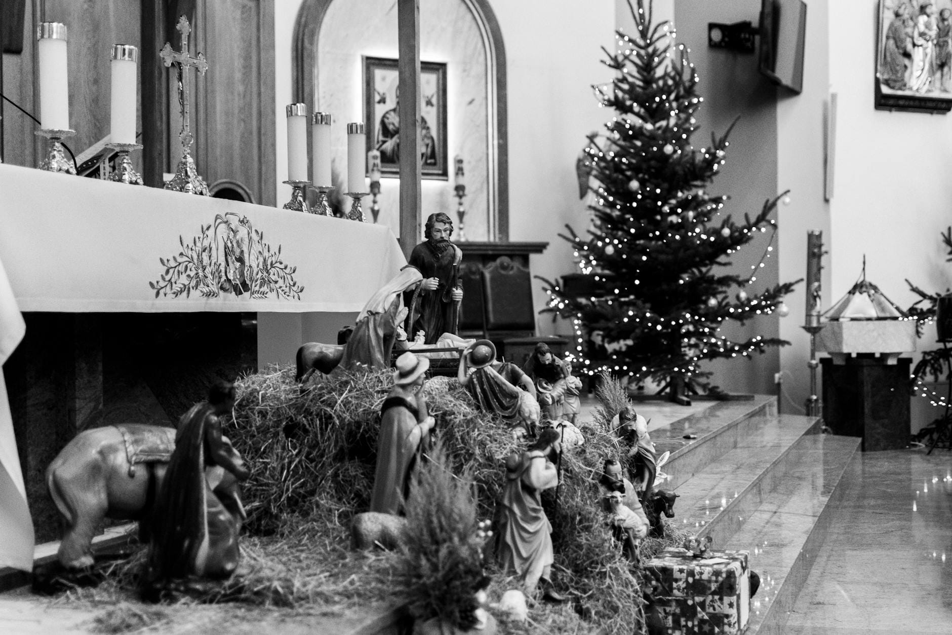 Jak święta i dni nietypowe kształtują nasze tradycje rodzinne i lokalną tożsamość